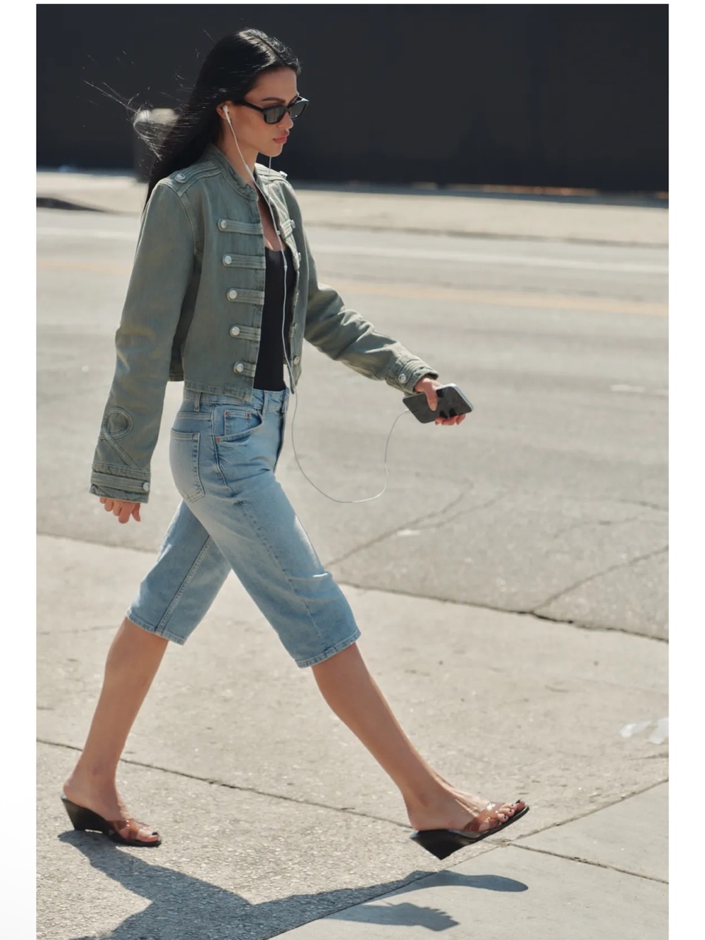 Zara TRF MID-RISE CAPRI JEANS - Picture 4 of 7